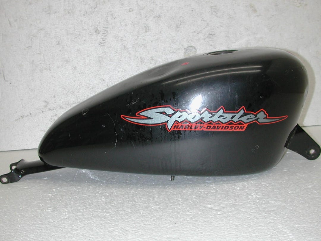 ヤ*メ様 【純正】XL スポーツスター キャブ用 3.3ガロンタンク【2004〜 HARLEY DAVIDSON スポーツスター XL883 OEM 3.3 ガロン 2004-06