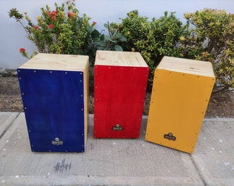 Cajon Drum box, Snare/Strings  handmade in Colombia 100% natural wood