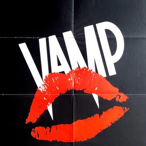 VAMP: Un póster de película vintage original para la extravagancia de vampiros de Grace Jones con Chris Makepeace, Gedde Watanabe y Billy Drago