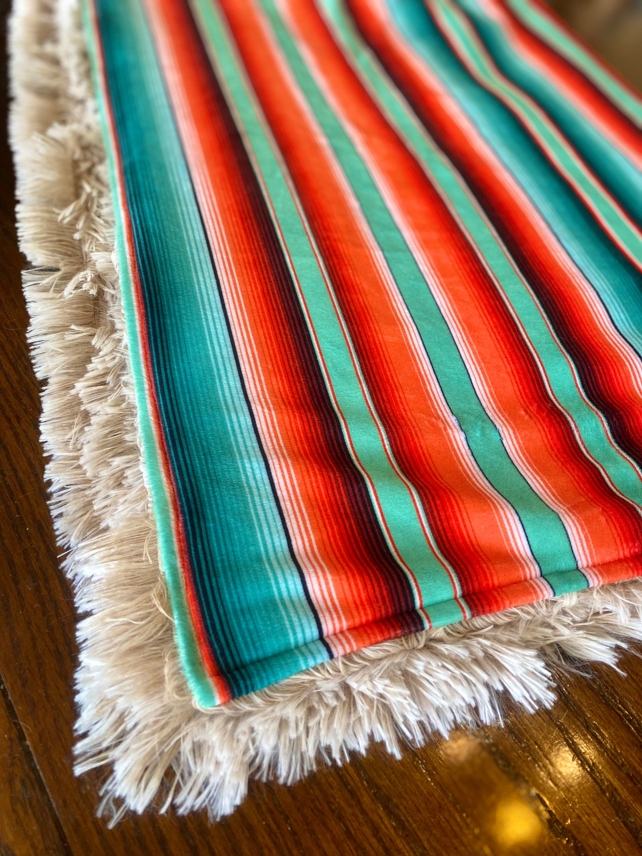 Couverture De Selle Cheval – Dessus En Acrylique Turquoise Motif Serape (neuf, Générique)