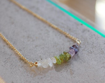 Ombre Necklace, Gemstone Chips Necklace, Gemstone Choker in Gold, Ombre Gems Necklace, Purple Gem Necklace, Colorful Gem Necklace in Gold