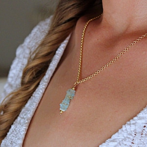 Genuine AQUAMARINE bead,Pendant NECKLACE, March Birthstone Jewelry, Layering Necklace, Gemstone necklace, Gift for Her, Gold Filled Necklace