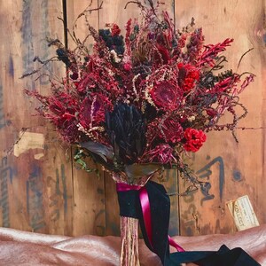 Gothic Bridal Bouquet Boutonnière Set Halloween Dried Flowers Protea Black Moody Red Wild Sun Flower Thistle Cockscomb
