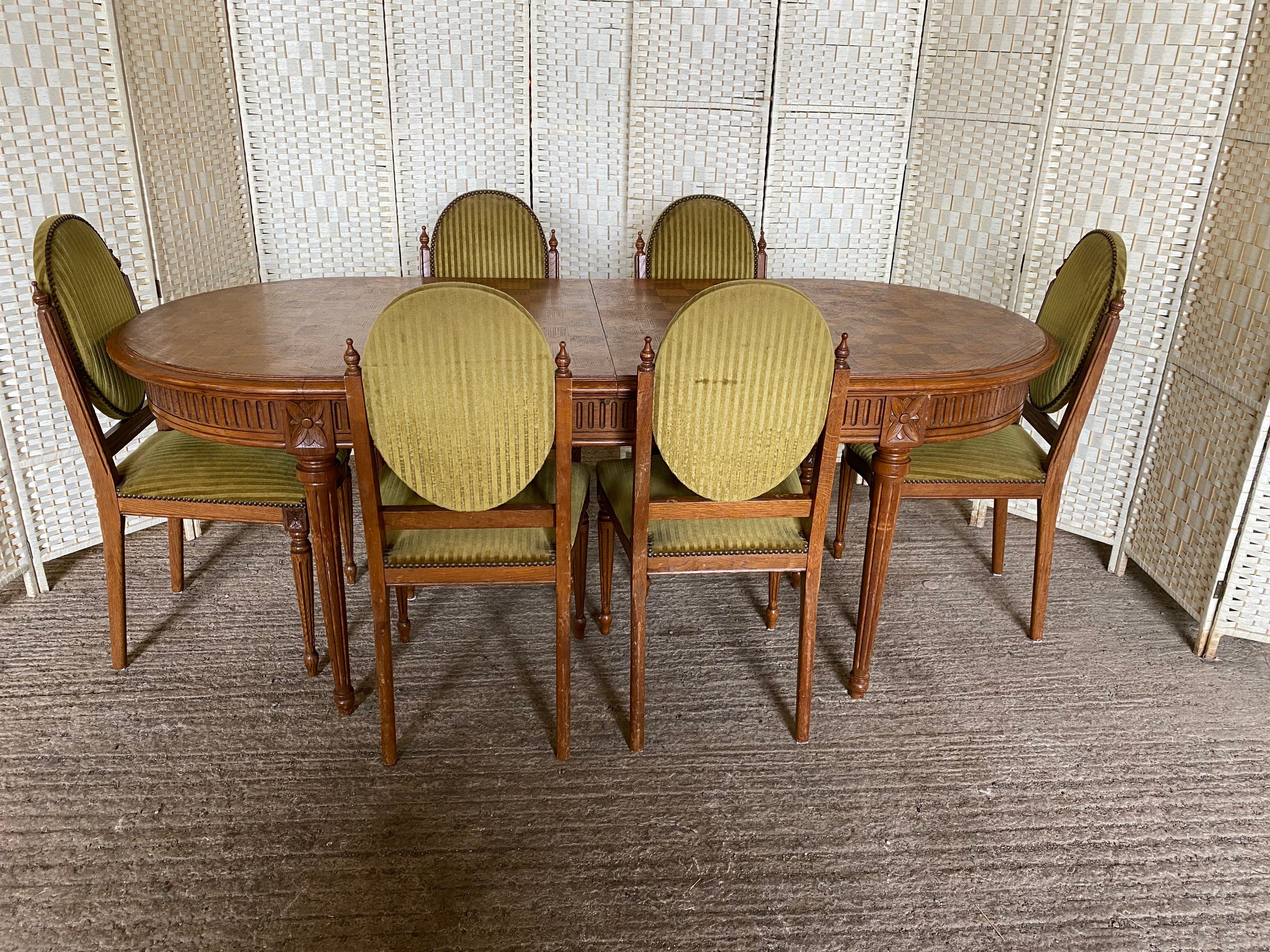 Farmhouse Round Dining Table 120cm Antique Oak- Size: 76H x 122W x 122D (cm) - Furniture: DINING - Dining Table