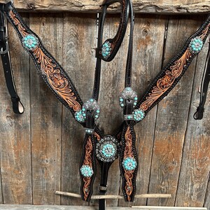 Two Tone Floral Turquoise & Clear One Ear / Browband Breastcollar Tack Set #OEBC579