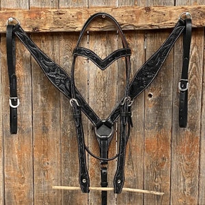 Floral Tooled Black Tack Set