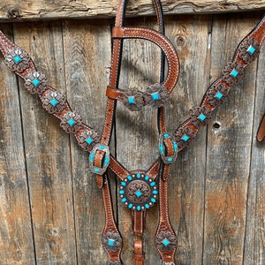 Medium Basketweave Turquoise One Ear & Breastcollar Tack Set #OEBC445