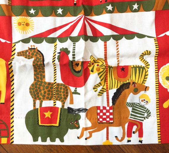 Pair Of Vintage 60s Mod Children S Circus Carousel Print Curtains Ds Sears Mint Farfallasupplyco 105 00 Free Pair Of Vintage 60s Mod Children S, Curtains At Sears