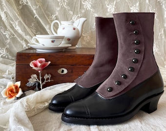 Bottes BUTTON pour femmes en cuir noir et en daim aubergine