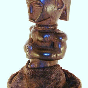 Fang Bieri Reliquary Figure in Basket Equatorial Guinea –Fang Society – Wood, Basket.