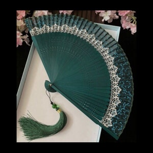Japanese Lace Paint Folding Fan/Summer Fan/Bamboo Hand Hold Fans/Lace Pattern Design/Dancing Cosplay Wedding Party Gift