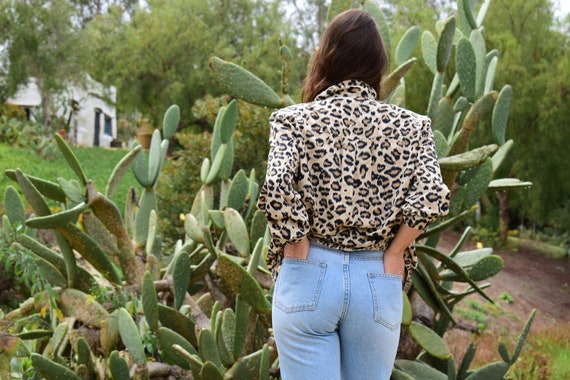 Vintage 90s Leopard Womens Blouse, Loose Fit Wide… - image 3