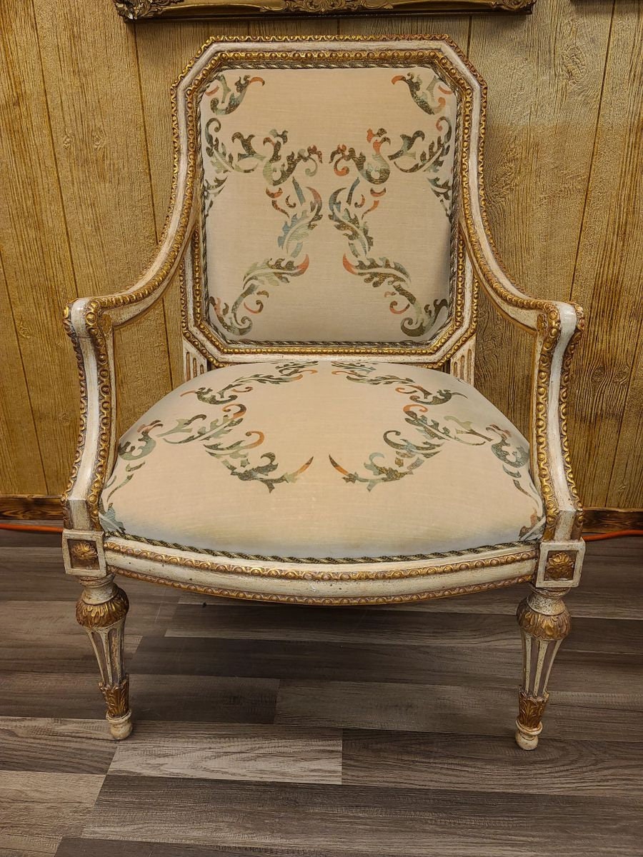 Vintage French Country Rococo Louis XV Ornately Carved Tapestry Chair Asis