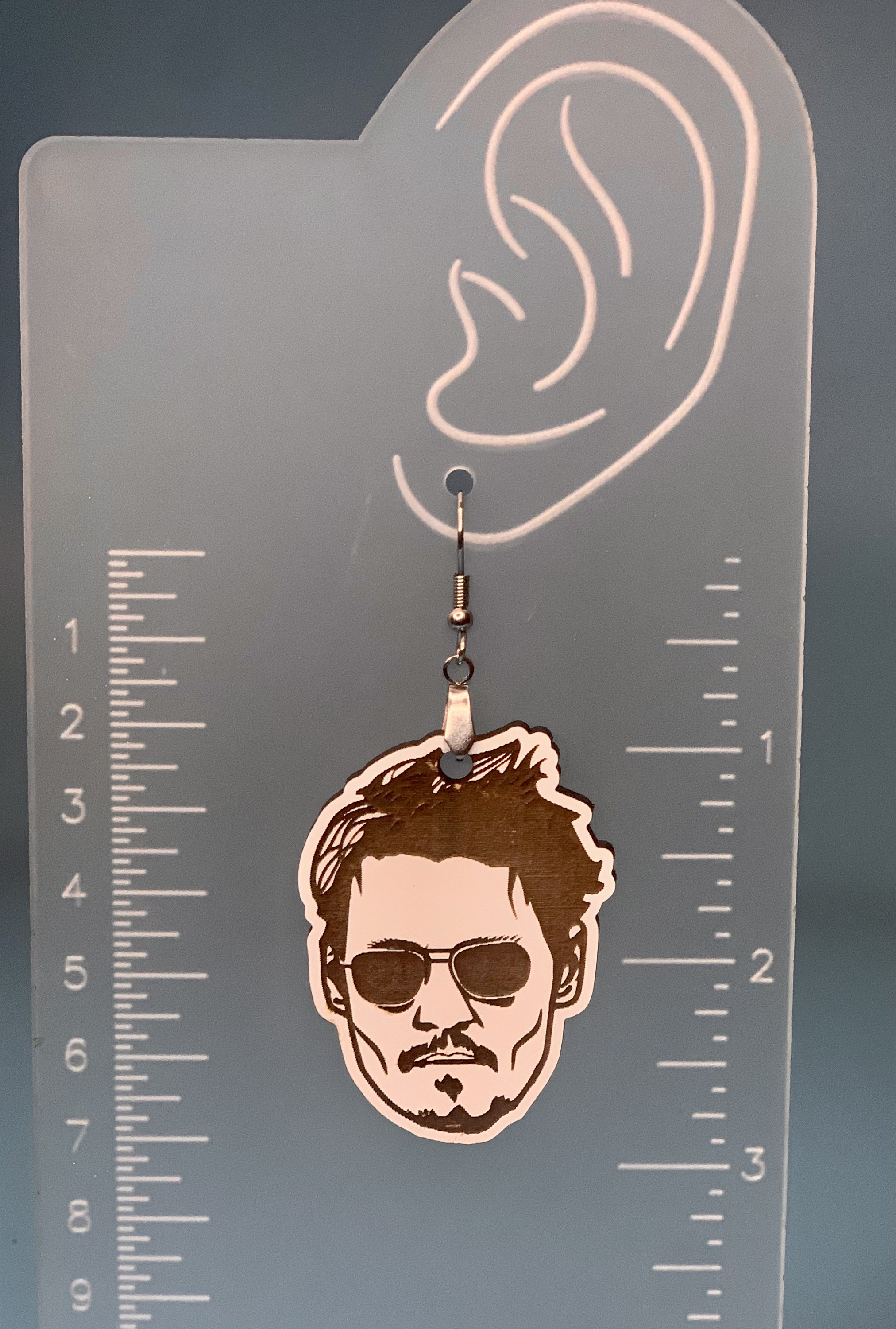 Top more than 116 johnny depp earrings safety pin latest seven.edu.vn