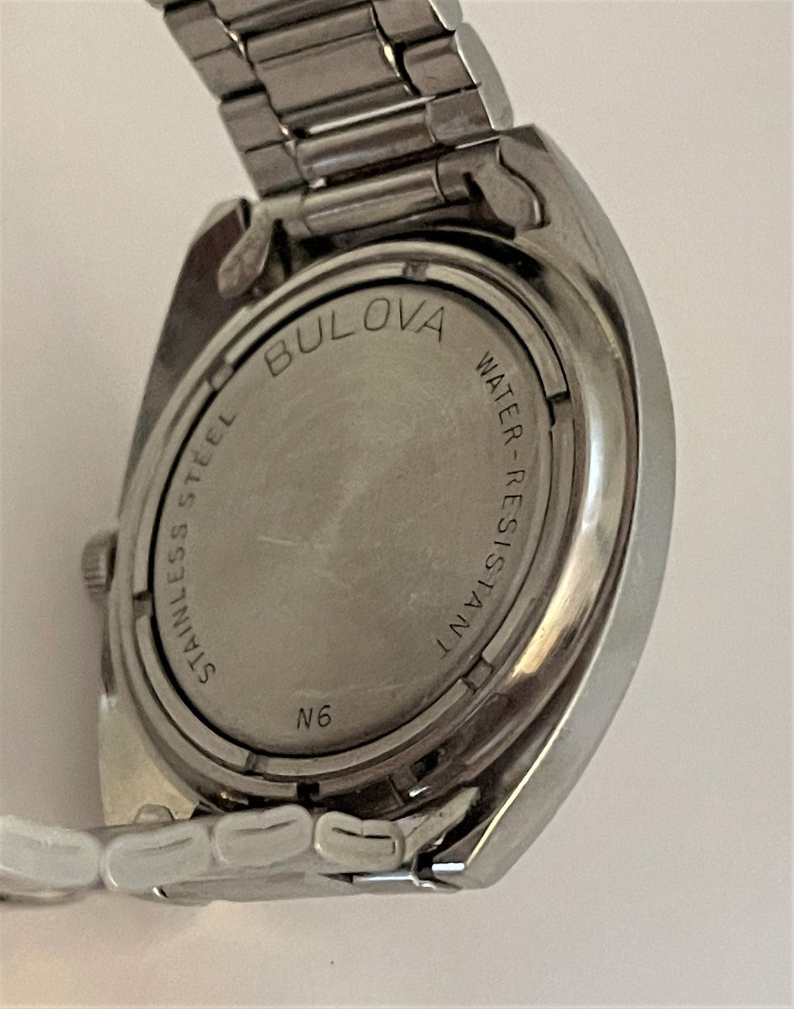 bulova manual wind