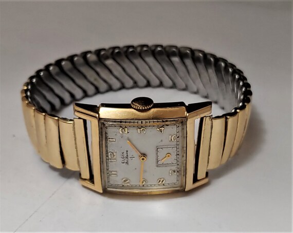 elgin deluxe wrist watch 1946