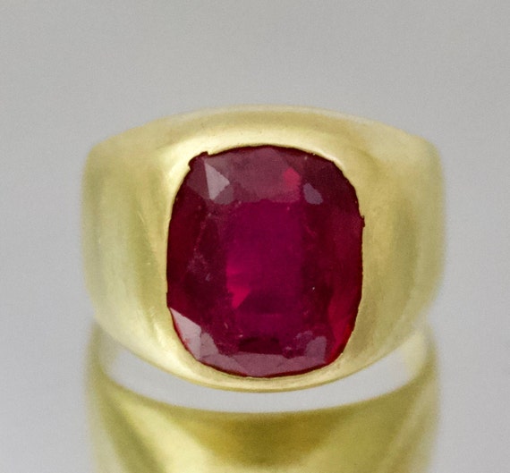 Size 7 Synthetic Ruby Ring