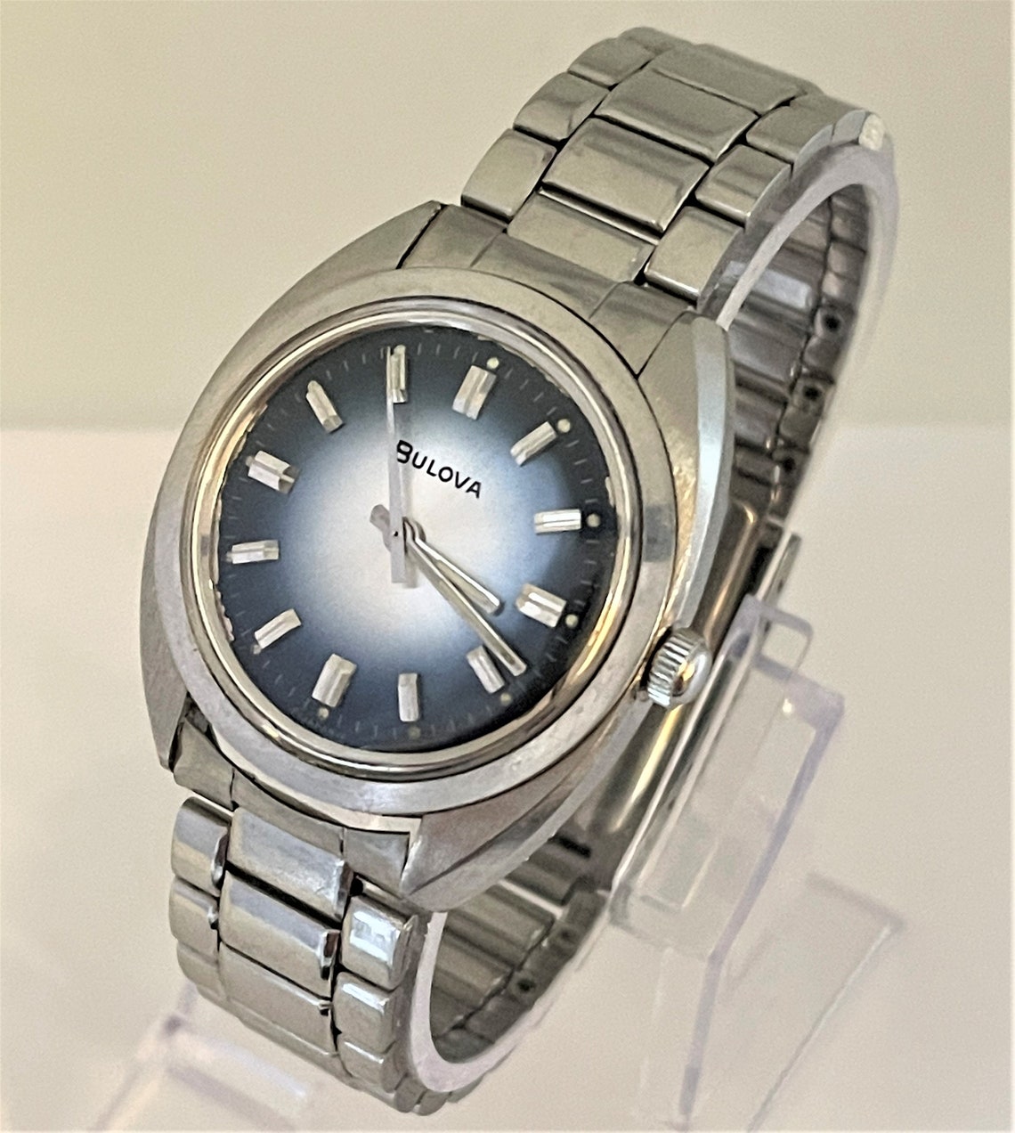 Stunning Vintage 1976 Bulova Manual Wind Mens Watch Great Etsy