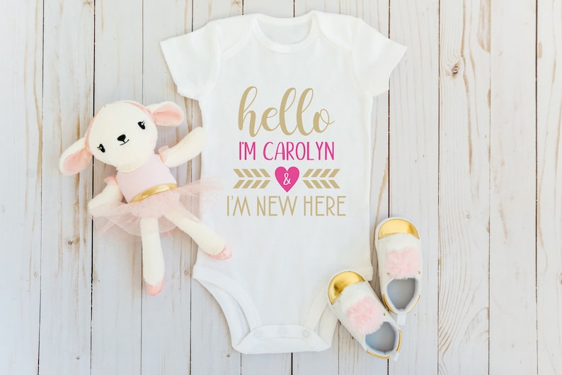 Personalized I/'m New Here Baby Girl Bodysuit