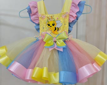 Conjunto de abeja para bebé hecho a mano: mono de lentejuelas y falda de tul pastel