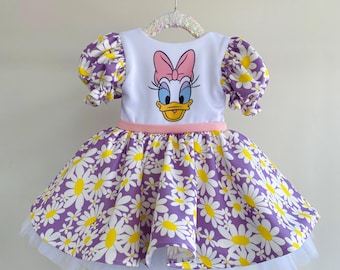 Vestido de margaritas para niñas: vestido floral hecho a mano, atuendo de cumpleaños de Disney, tallas para bebés y niños pequeños.