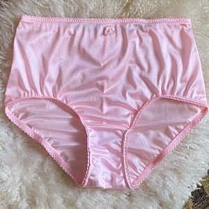 The Rose Nylon Panty ~Men’s Cut Vintage Style Tricot Full Coverage Granny Sissy Femimine Panties