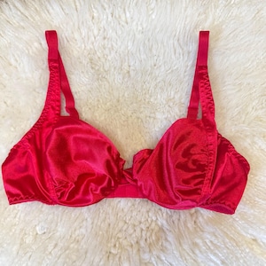 Vintage Warners Red Glossy Satin Underwire Bra
