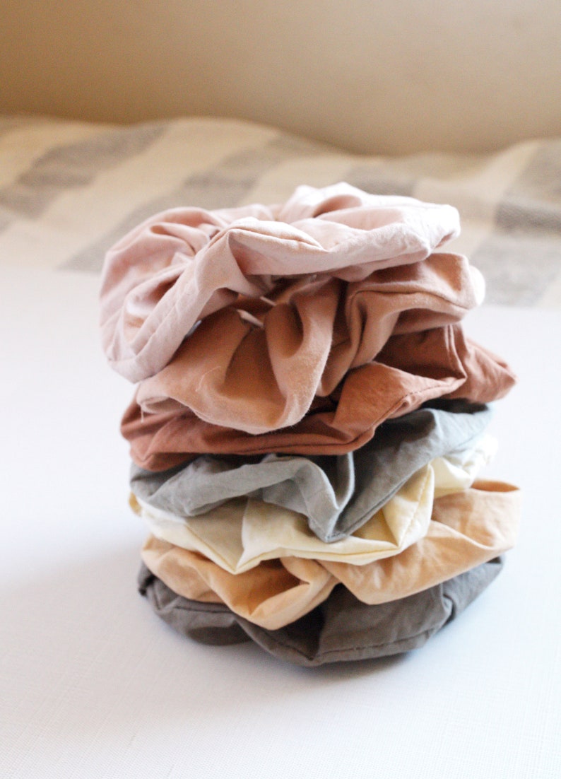 Plastic free cotton scrunchy Naturally dyed cotton Scrunchies Earthy color ties Eco friendly gift VSCO girl Sustainable made elastics image 3