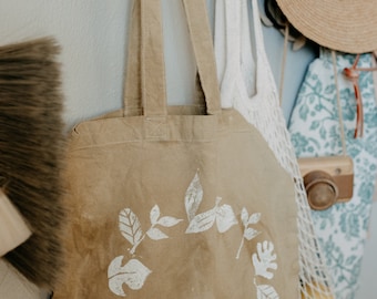 Botanical dyed cotton canvas tote bag Naturally dyed market purse Everyday tote Groceries Zero Waste Plant dyed VSCO girl Eco friendly gift