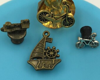 Train/bike/hot balloon/boat mug cover! One each. Silicone mug lid, cup cover, topper, top, cozy, outdoor bug guard, tea & coffee connoisseur