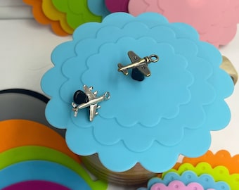 Flugzeug Becher Cover! 1 Stück. Silikonbecher Deckel, Tassendeckel, Tassendecko, Kaffeebecher, Teetasse, Wein (Luftwaffe, Marine, Militär, Pilot, Kapitän, Fluglinie)