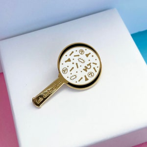 Lab Detective Enamel Pin / Science Laboratory / Researcher / PhD / Scientist