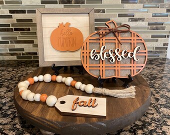 Señal de bandeja de calabaza Mini estratificada, señal de decoración de otoño, decoración rústica de bandeja escalonada, decoraciones de otoño, decoración de granja rústica, mini letrero de bandeja de nivel