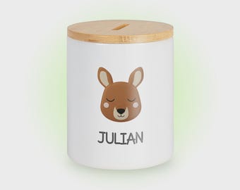Sleepy money box in kangaroo design - Personalizable
