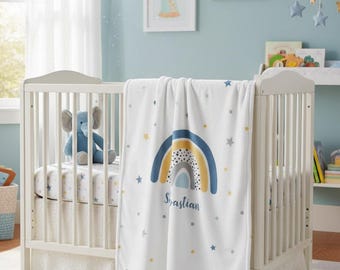 Fluffy cuddly blanket, customizable with name or text, in a rainbow and star design
