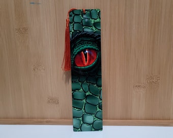 Dragon Eye Metal Bookmark, Book Lover, Bookworm, Book Place Holder, Boy Birthday Gift, Reading Fun, Love to Read, Reader Gift, Dragon Scales