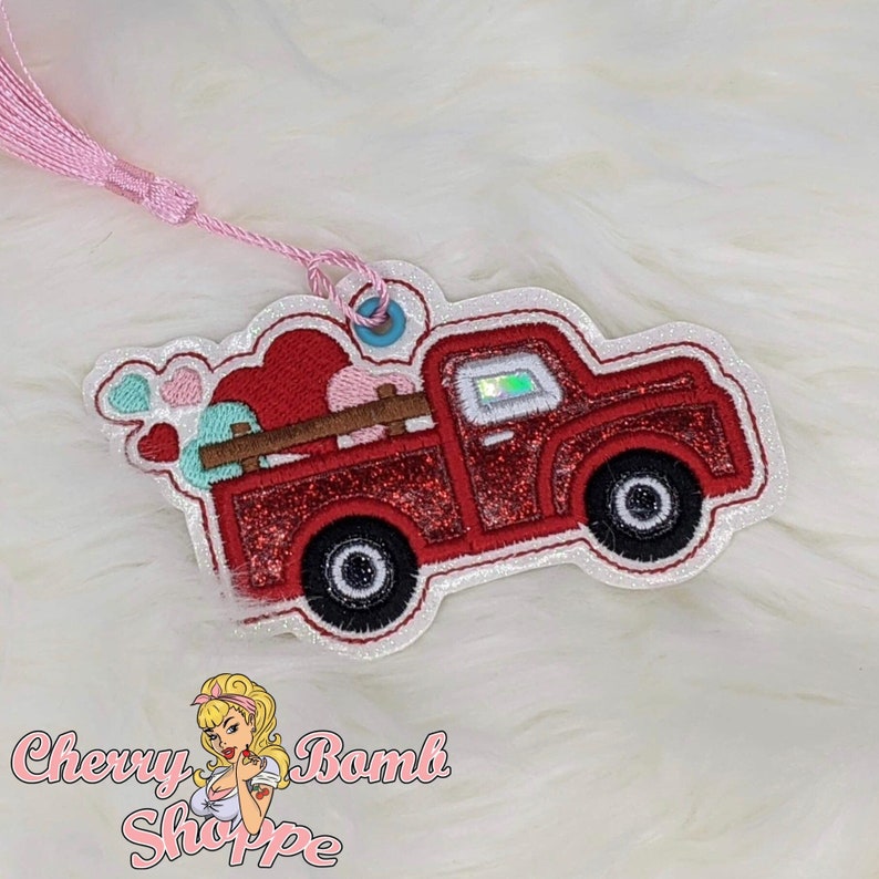 Valentine Truck Key Fob /& Eyelet Embroidery design ITH DIGITAL DOWNLOAD Applique