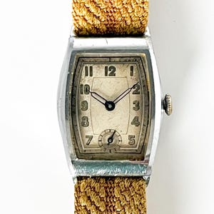 Bernhard Fostner FB 2075 Art Deco Swiss Made Tank Wrist Watch / Rectangular Case / Handwinding / 1930s Used Wristwatch