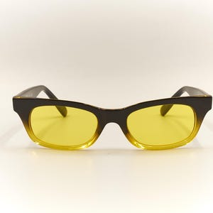 VERSUS by GV Mod E95 Col 606 Black Acetate Rectangular Vintage Authentic Designer Sunglasses / Good Condition Eyewear for Women & Men