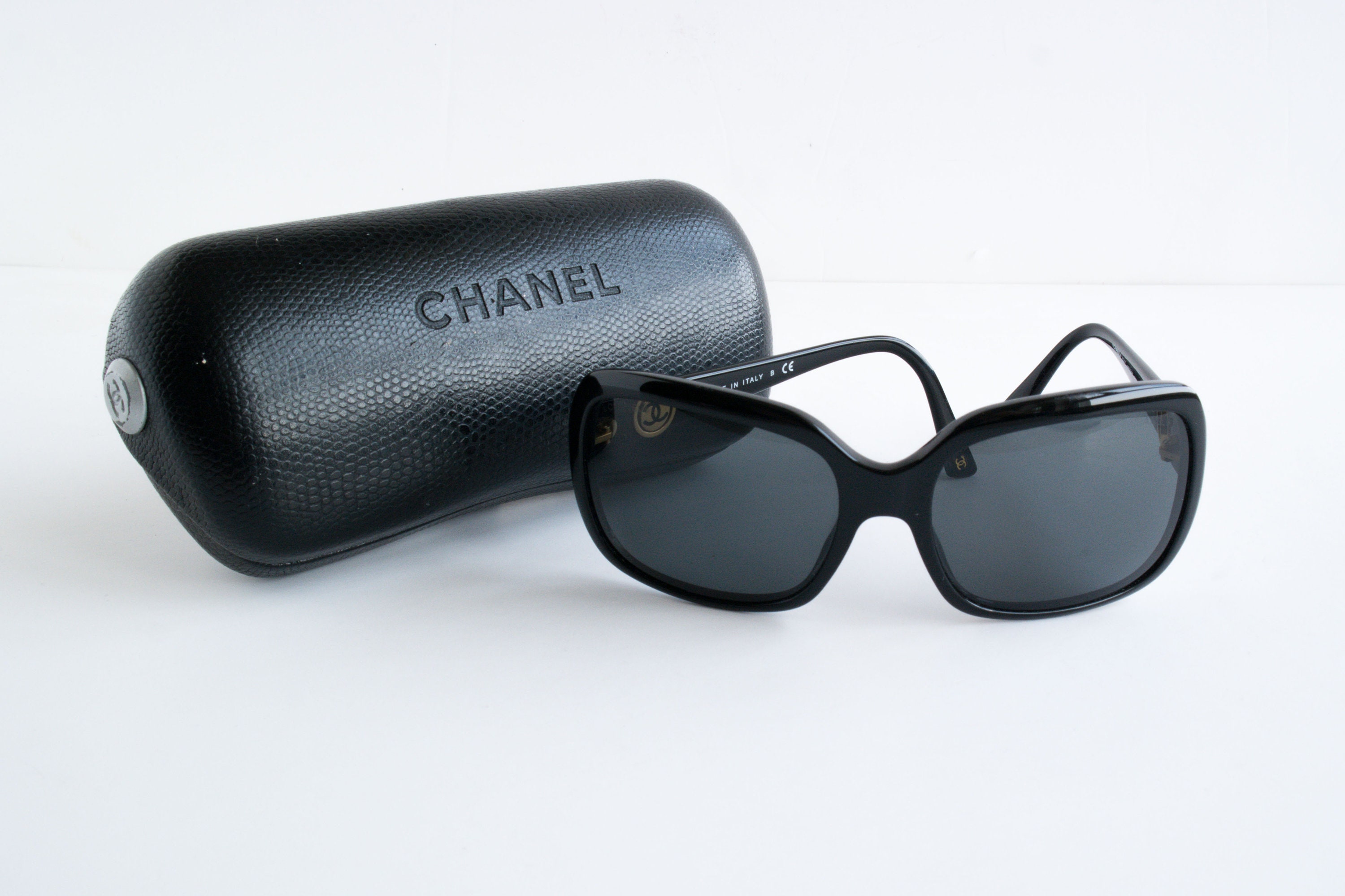 Chanel sunglasses design - Gem