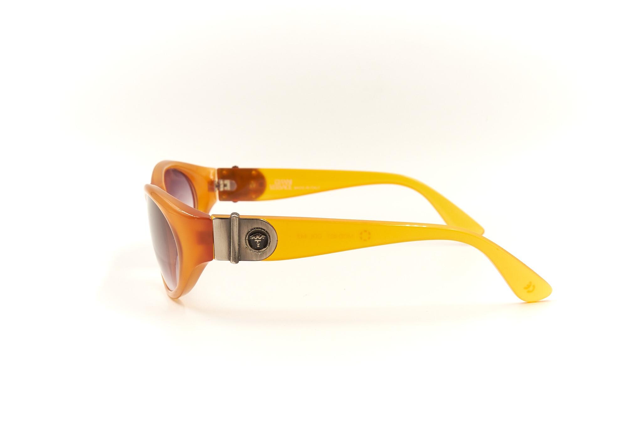 家具 GIANNI VERSACE Versace™ Medusa VE4474U Rectangle Sunglasses | EyeOns.com