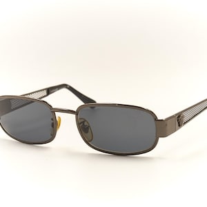 GIANNI VERSACE Mod X22 Col 39M Medusa Theme Metal Vintage Authentic Designer Sunglasses / Preowned Condition New Lenses / for Men & Women