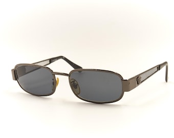 GIANNI VERSACE Mod X22 Col 39 M メデューサテーマ メタル ヴィンテージ 本物デザイナーサングラス / 中古品 新品レンズ / 男女兼用