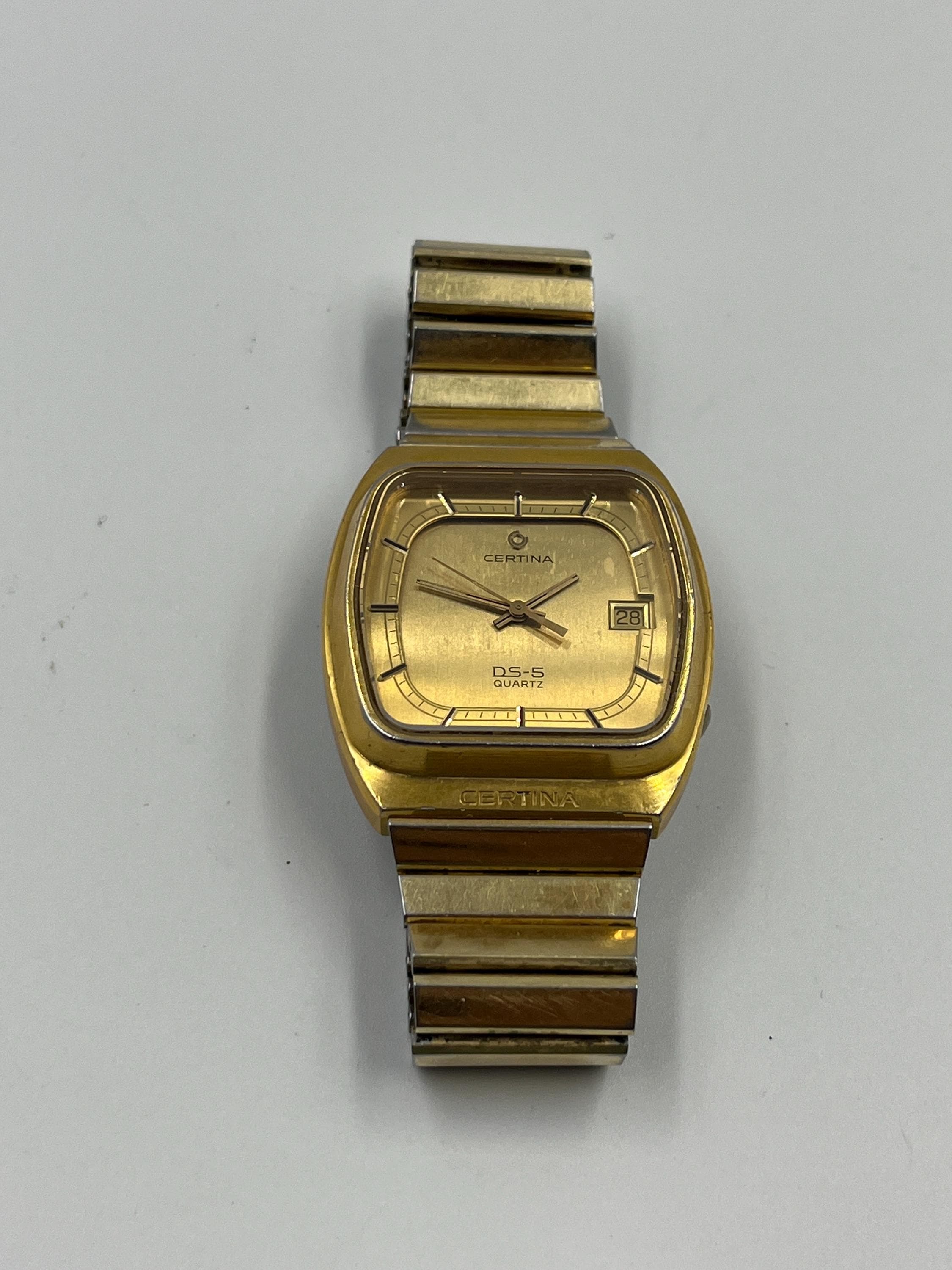 Certina DS5 Turtle Swiss Made Vintage Watch with NSA Bracelet Certina Quartz Movement 1980s Mens Wristwatch