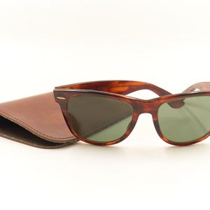 Ray Ban Bausch Lomb B&L WAYFARER L1725 Large Tortoise Sunglasses / 1980s Sunglasses / Used Vintage