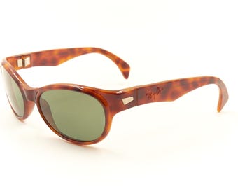 Ray Ban Bausch Lomb B&L W2755 Undercurrent Wayfarer Tortoise Rectangular Sunglasses / 1980s New Old Stock / NOS Vintage Eyewear Men Women