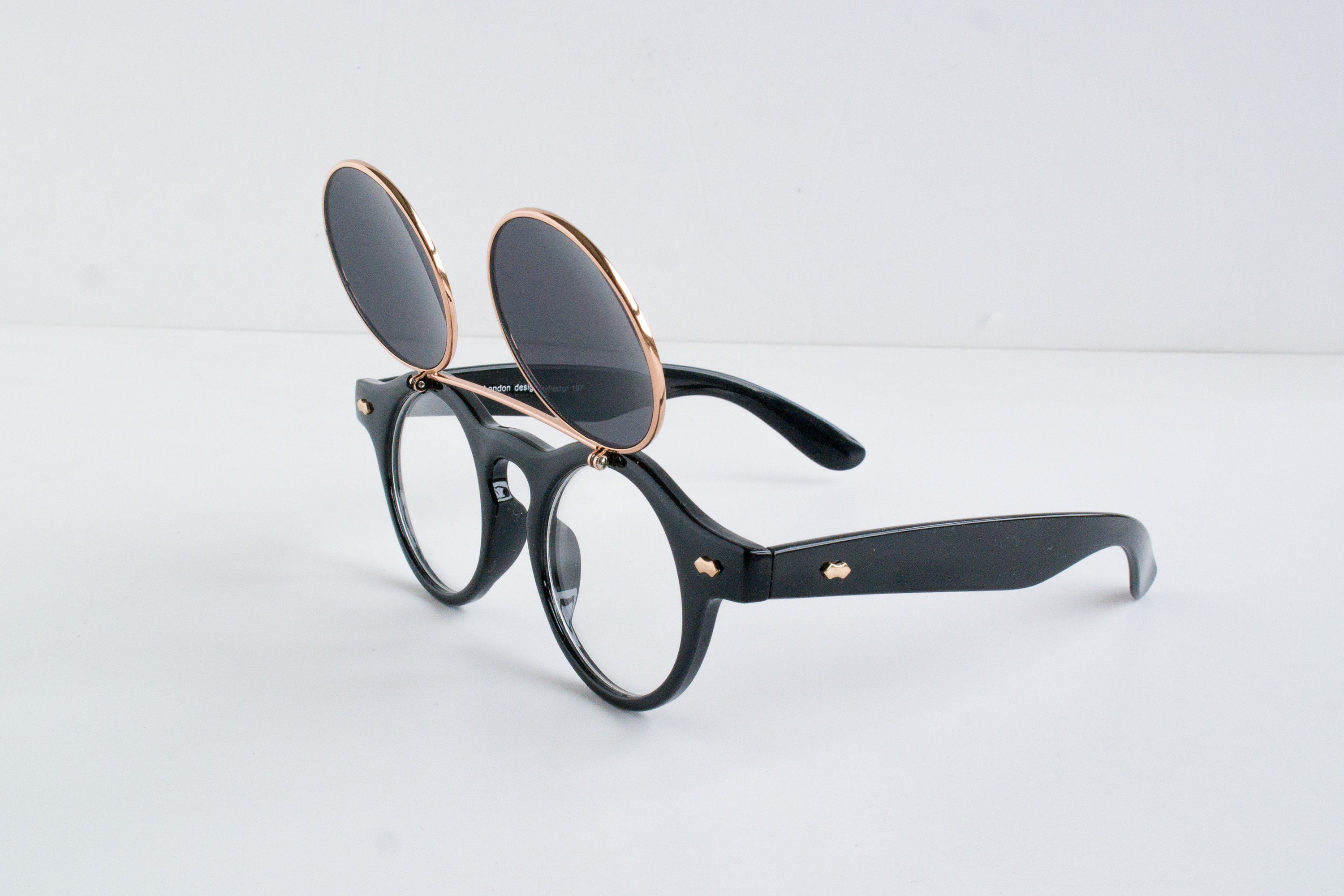 RAYFLECTOR 197 Londres Ascensor de diseño Las gafas de sol Etsy