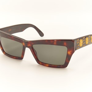 Authentic GIANNI VERSACE Mod Col Tortoise Medusa Theme Rectangular Sunglasses / Unused NOS New Old Stock / Vintage Designer Eyewear