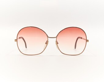 Sharp Vintage Silhouette Sunglasses, Mod 6110, Made in Austria Vintage Silhouette Austria Sunglasses, Gold Metal Framed  main image 3
