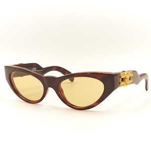 GIANNI VERSACE Mod 476 B Col 900 Medusa Theme Vintage Authentic Designer Sunglasses / Good Preowned Condition Eyewear for Women